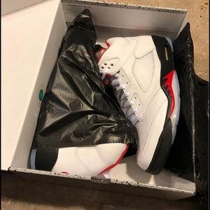 Air Jordan 5 “Fire Red” 2020